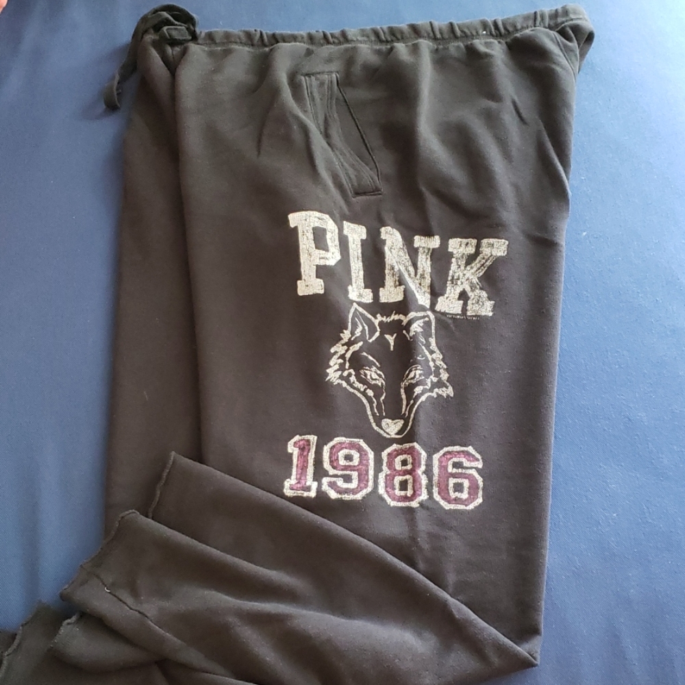 PINK Victoria's Secret varsity logo lounge pants